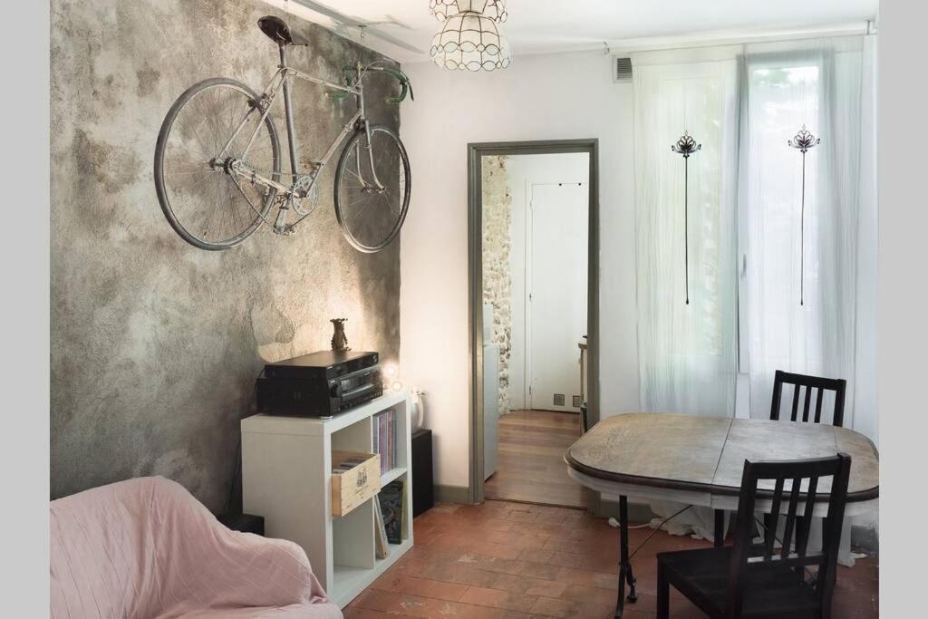 Tour De France Historique Et Chateaux De Loire Orlean Zewnętrze zdjęcie